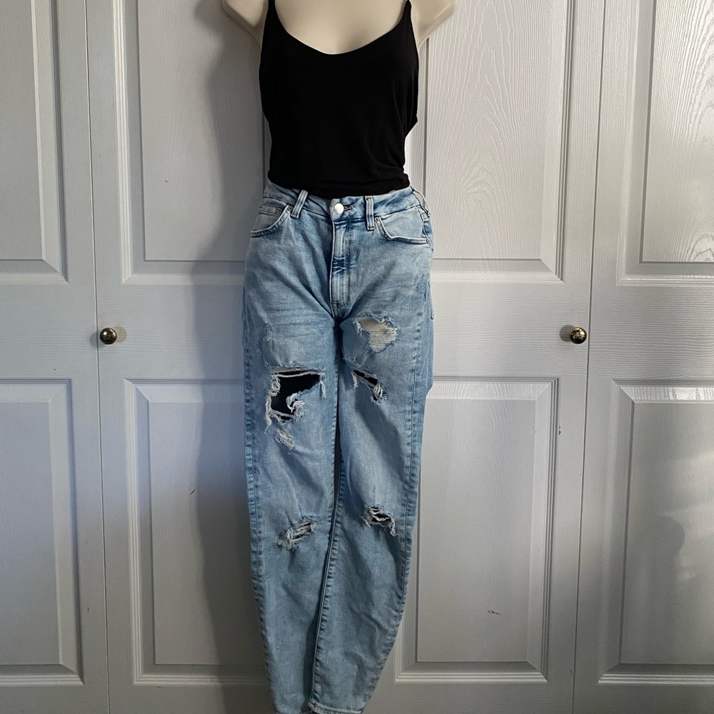 Black z supply top lg with H&M jeans size 10